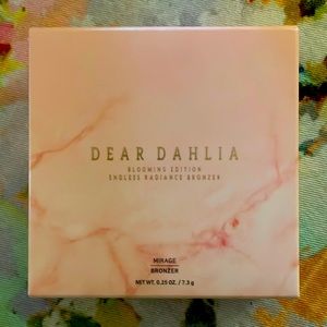 Dear Dahlia Bronzer